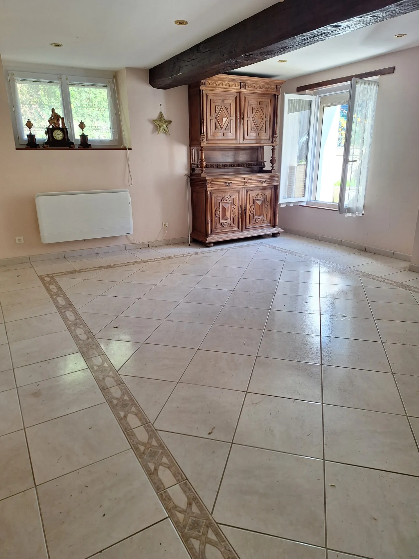 Maison F3 à rénover avec grand terrain à Escamps (89) - 73 m² 