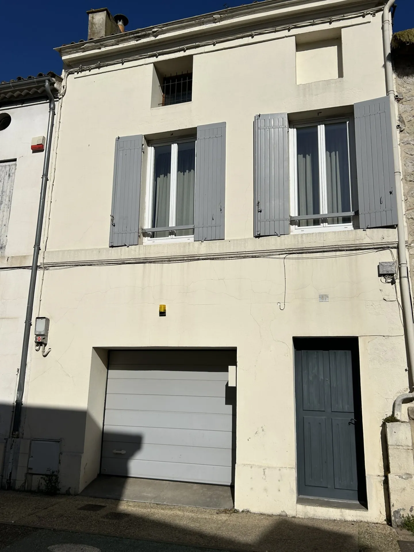 Maison rénovée avec cour intérieure à Marmande - 2 chambres et grenier aménageable