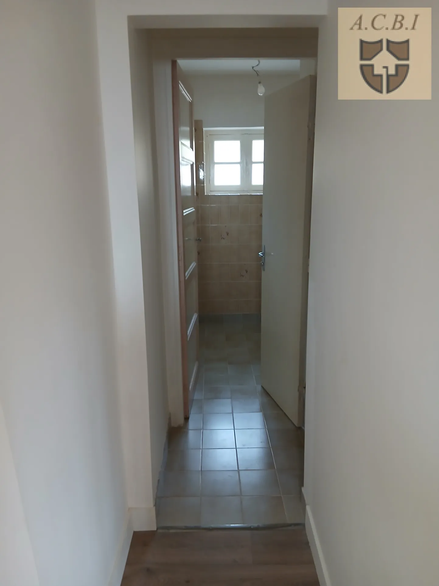 Maison à vendre à Montoire-sur-Loir, 72 m², 2 chambres, terrasse, garage, terrain clos 