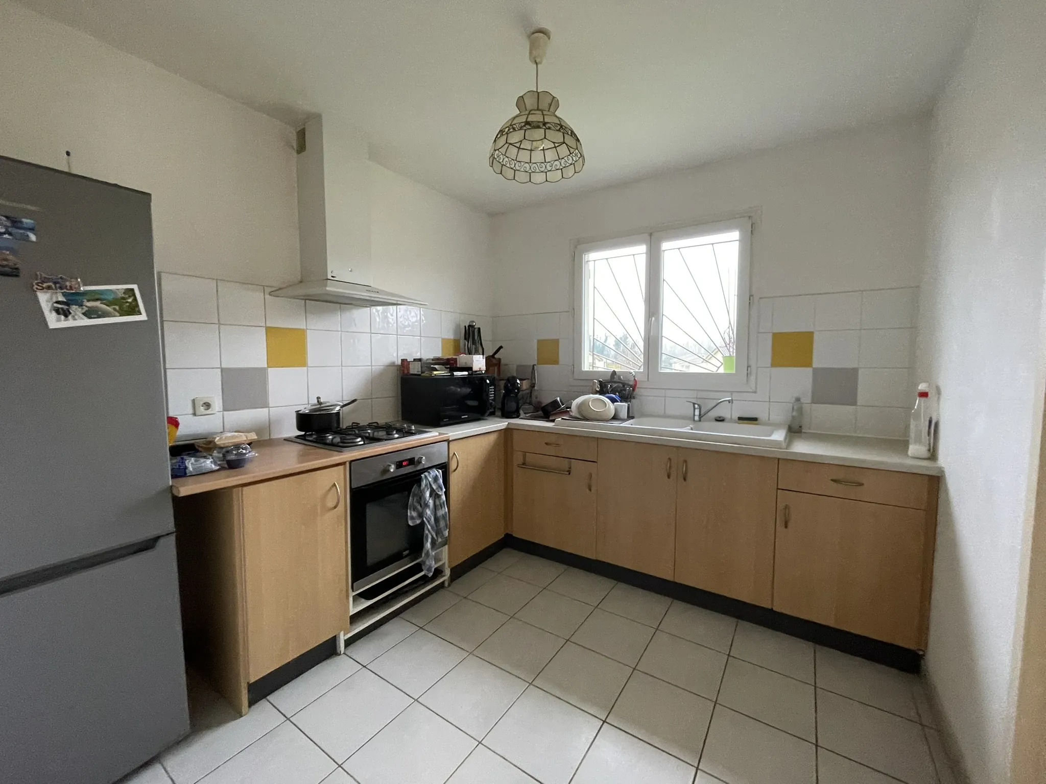 Maison individuelle 3 chambres avec garage à Saint-Maixant 