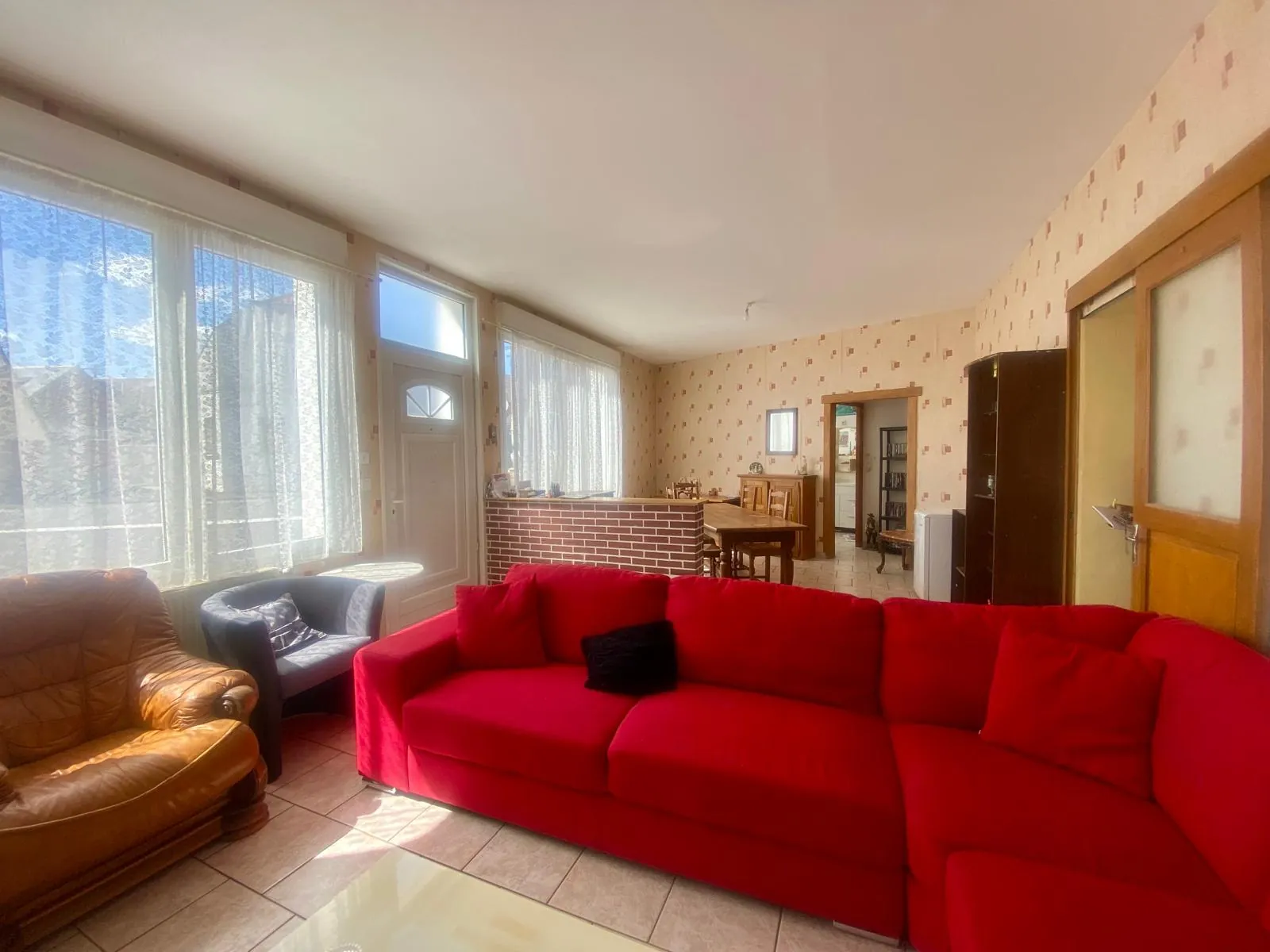 Maison à vendre à FRESNOY-LE-GRAND avec 3 chambres et potentiel d’aménagement 