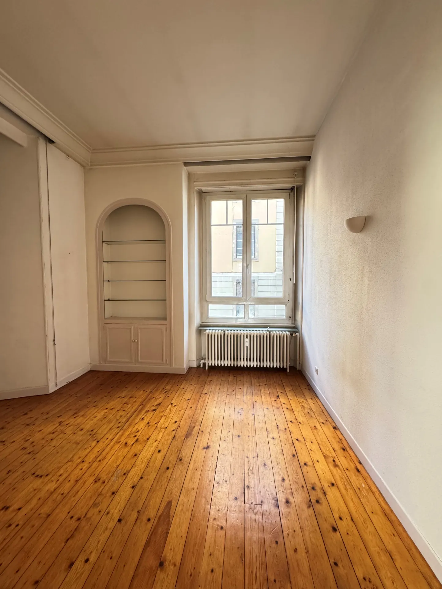 Appartement T6 lumineux à Belfort avec parking et jardin à rénové