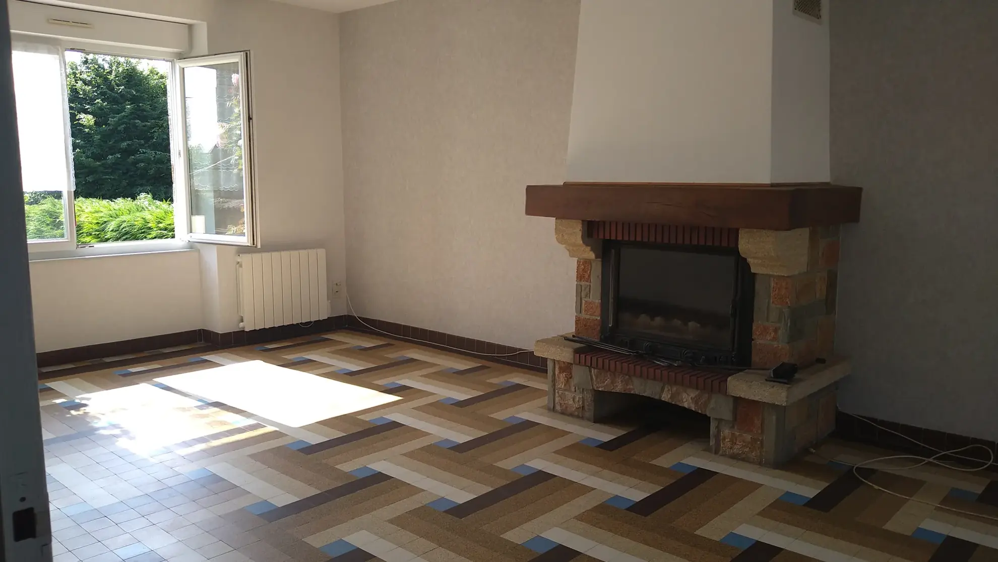 Maison de village de 126 m² avec dépendances et terrain arboré dans la Pallu 