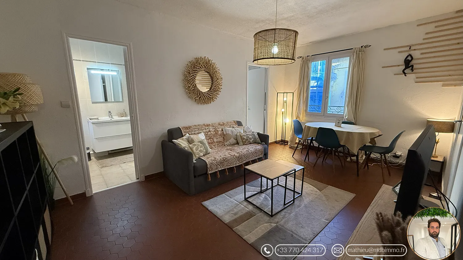 Appartement rénové 2 pièces à vendre près de la Place Rossetti à Nice - Dernier étage