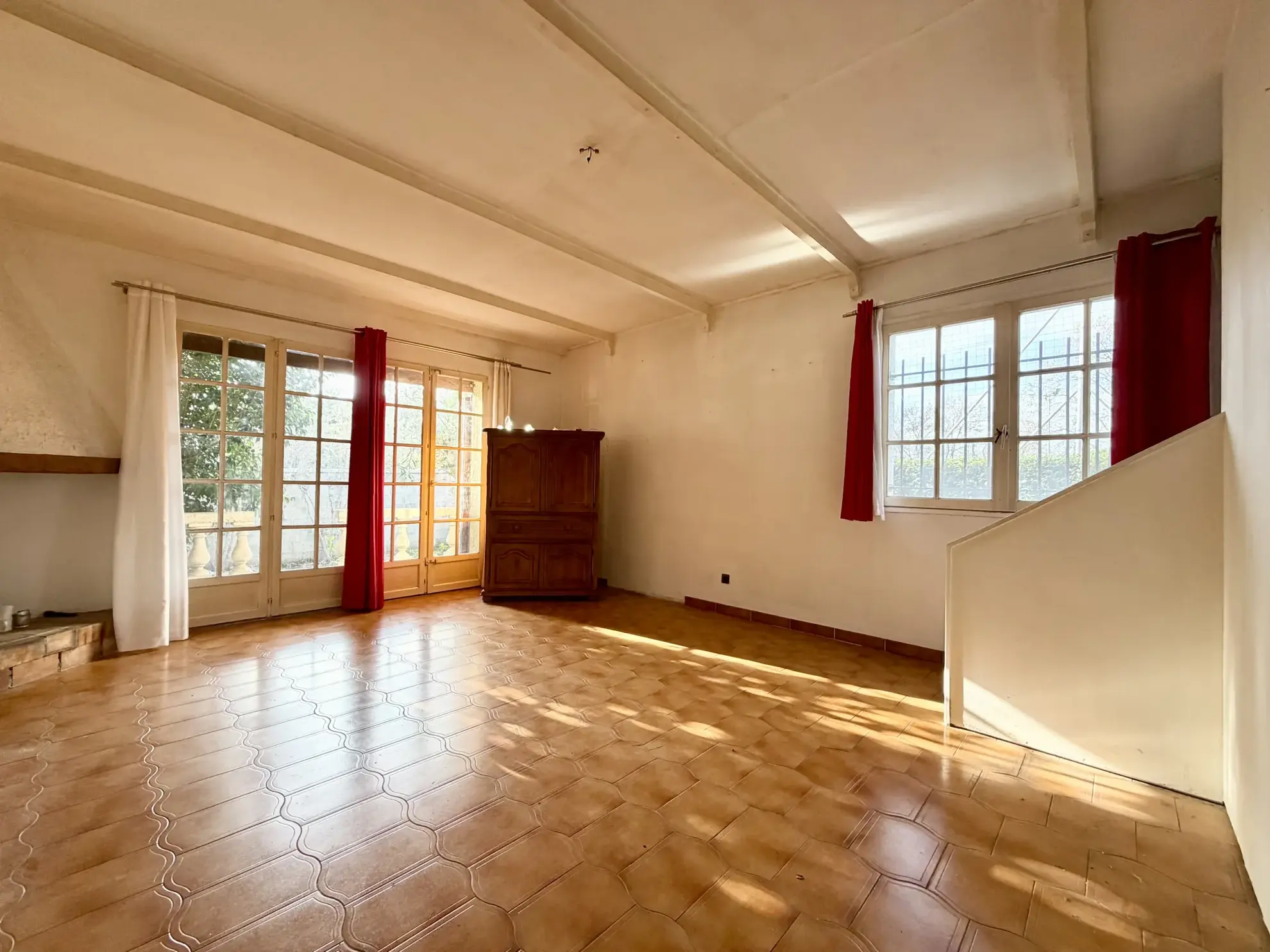 Villa de 86m² avec piscine à Vauvert – Calme et potentiel 