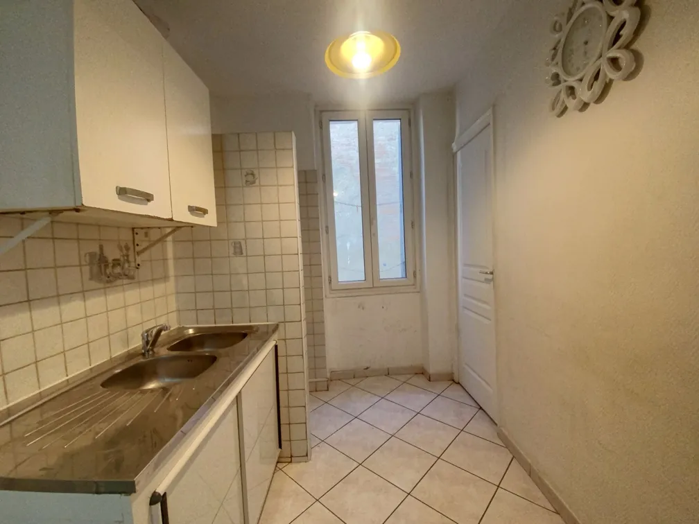 Studio 33 m² à Marseille 13002 — Opportunité d'investissement et première acquisition