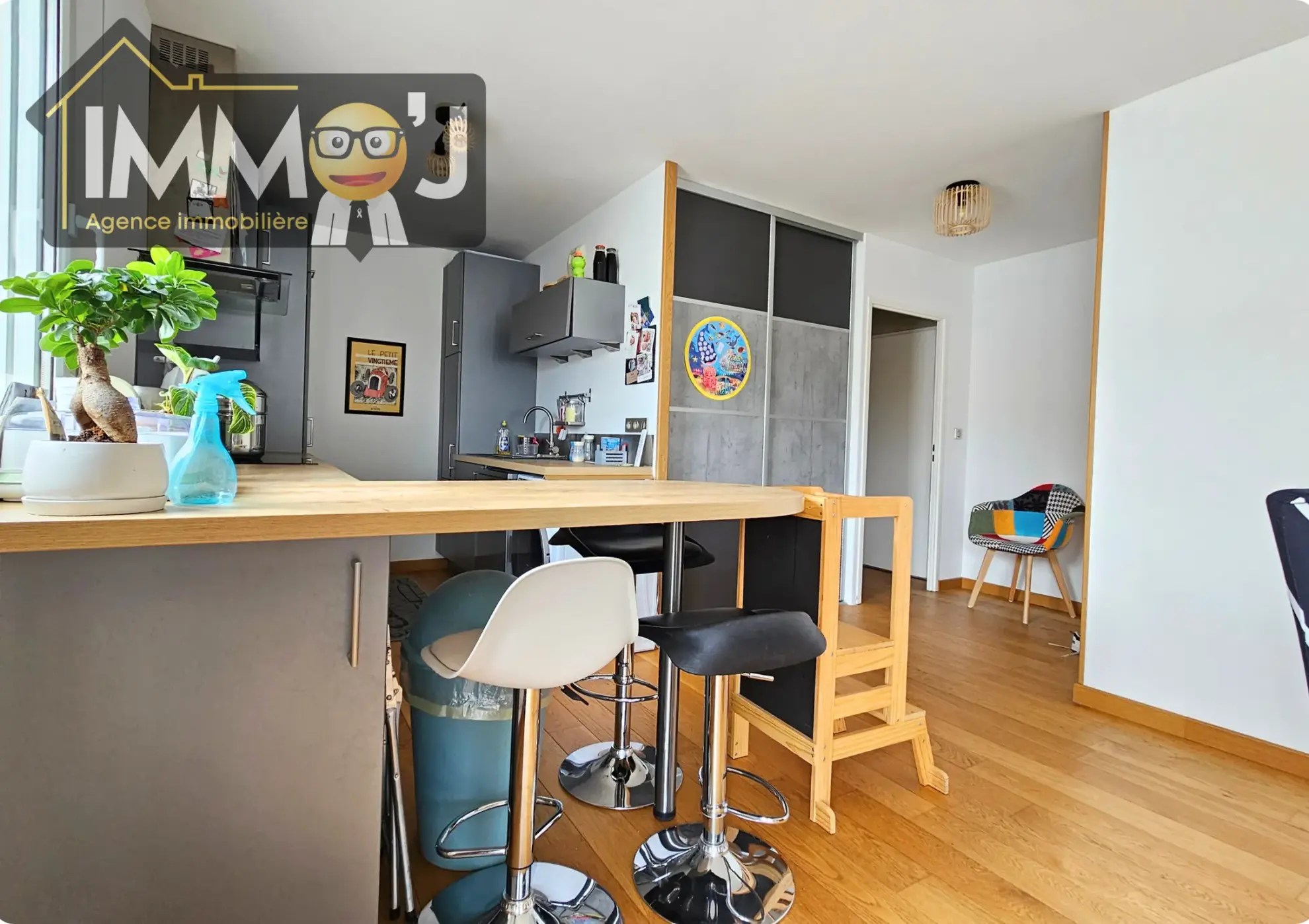 Bel appartement en dernier étage avec balcon et garage à Vandoeuvre près de Nancy