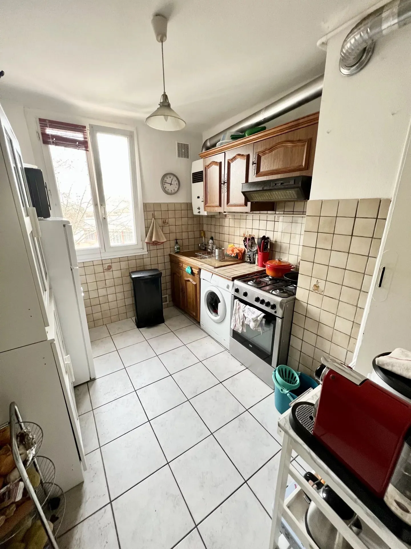 Appartement T3 rénové de 55m² à Lyon 8 avec parking et cave 