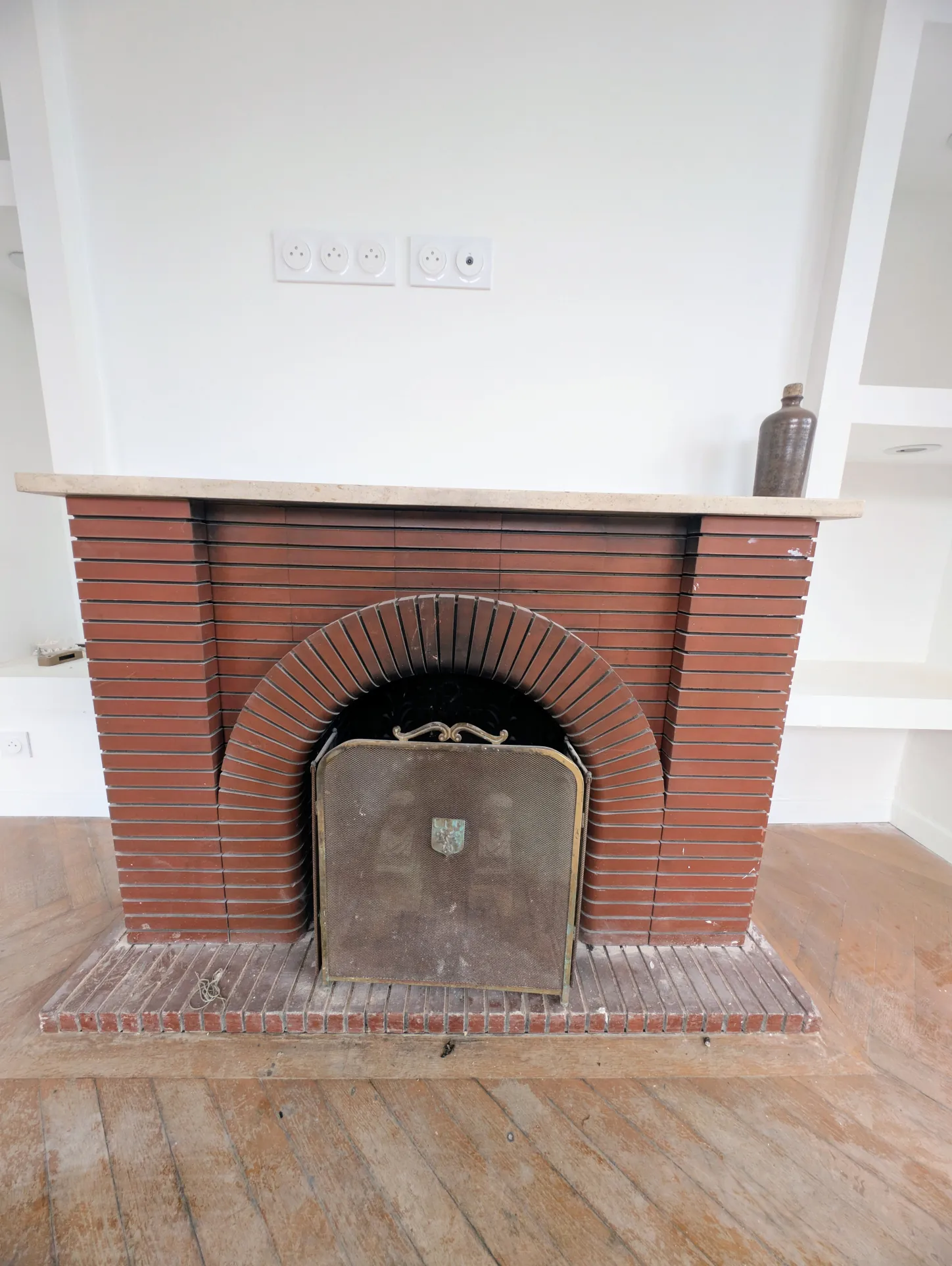 Maison à vendre à Saint-André-les-Vergers avec jardin et sous-sol de 110 m² 