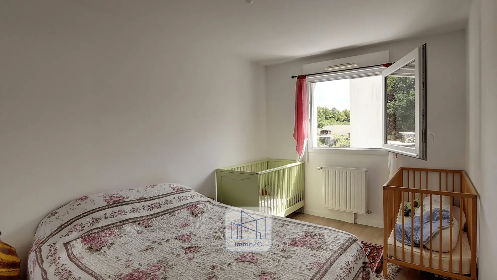 Maison neuve à Nantes avec 3 chambres, jardin et stationnement sécurisé 