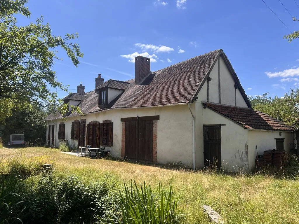 Longère de charme à St Martin d'Ordon avec 5 chambres et terrain de 1404 m²