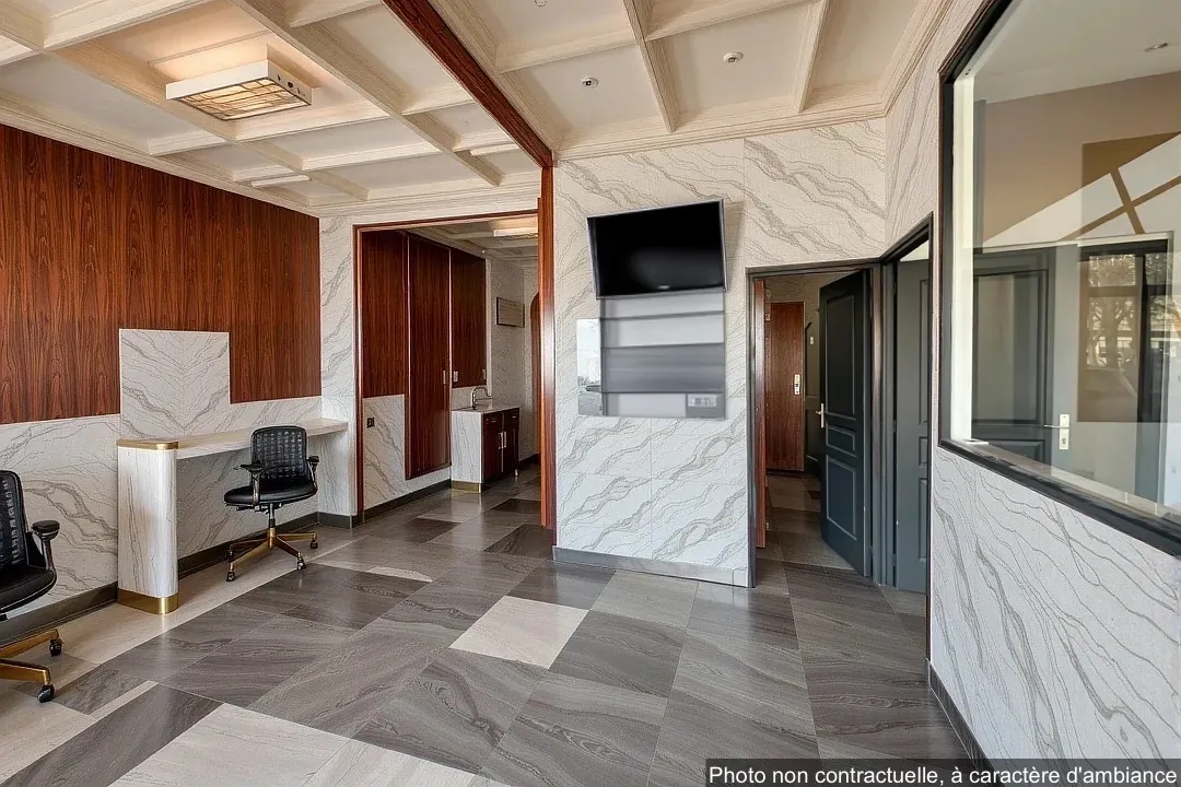 Local commercial de 69 m² à vendre à Le Pecq, idéal investissement avec bail en cours