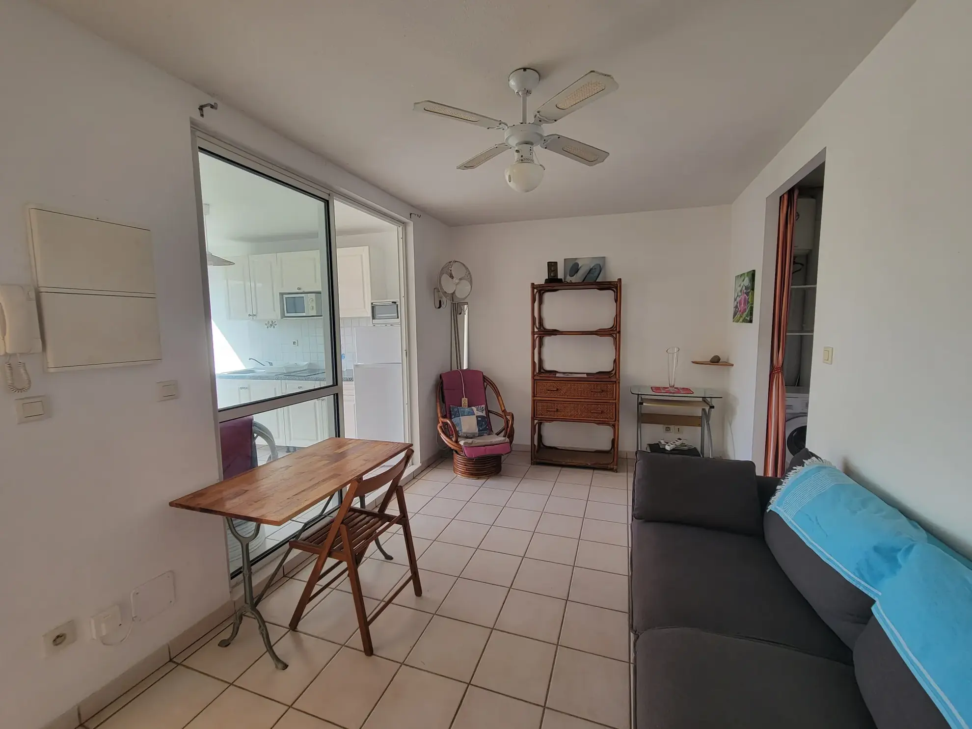 Appartement T2 à Anse Mitan proche de la plage avec parking 