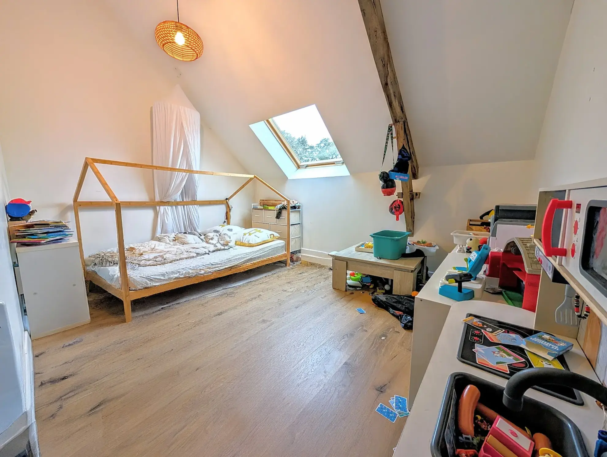 Maison rénovée avec 4 chambres à Comblessac en secteur Grand Brocéliande 