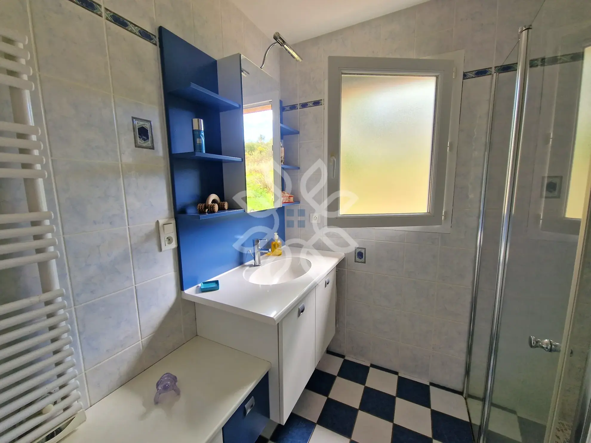 Maison de plain-pied lumineuse avec vue dégagée à Vieille-Brioude 