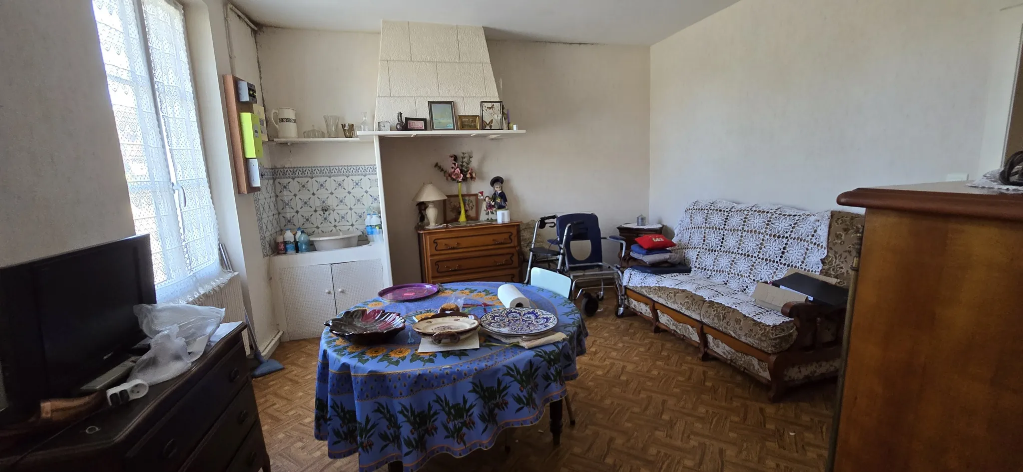 Maison de plain-pied à Moree avec accès au Loir – Idéal pêcheur 