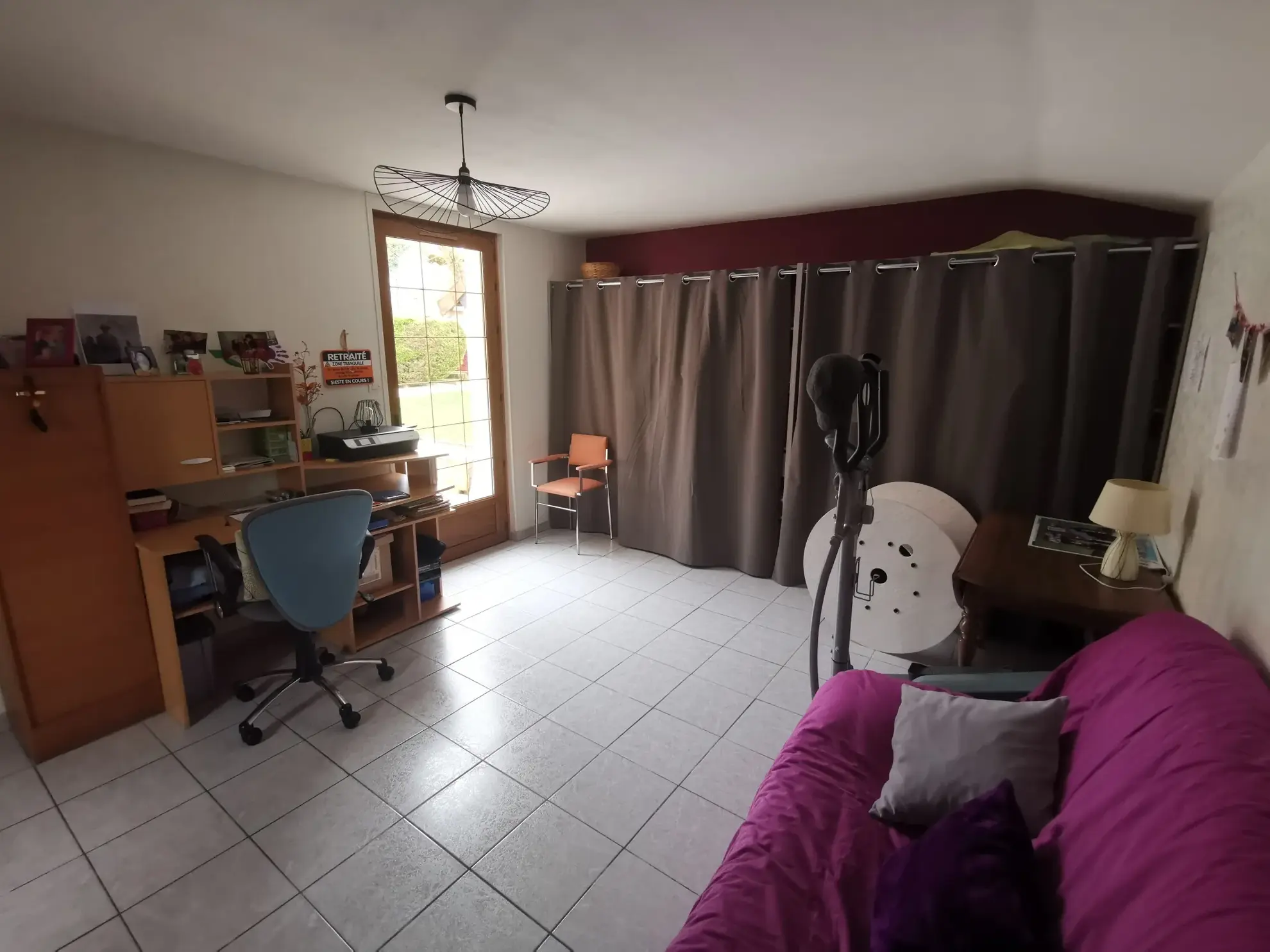 Maison à vendre à Maigne de 169 m² avec terrain arboré et garage proche de la Suze-sur-Sarthe 