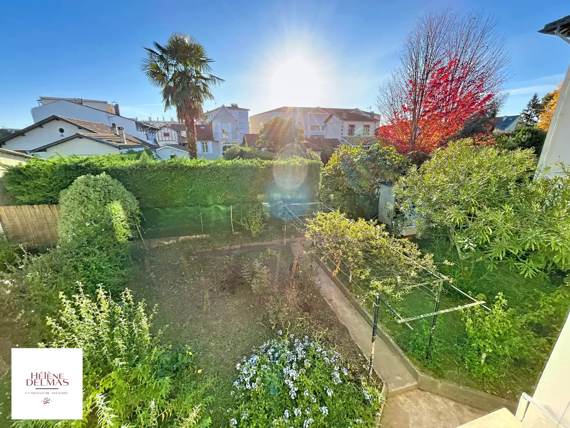 Maison de ville avec jardin à vendre à Agen, fort potentiel 