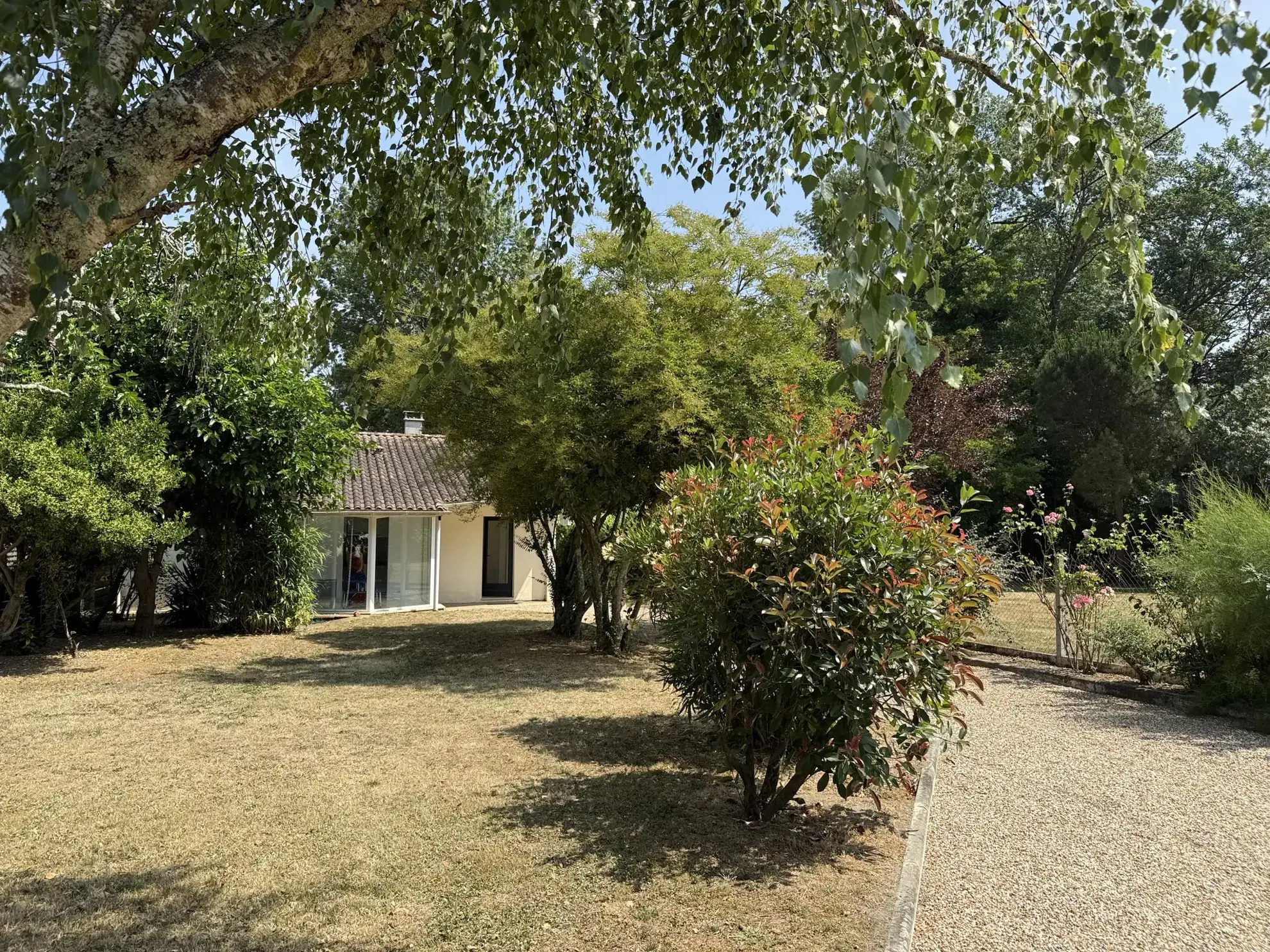 Maison à vendre de 90m² avec vue panoramique sur la vallée de l'Isle à Saint-Médard de Guizières 