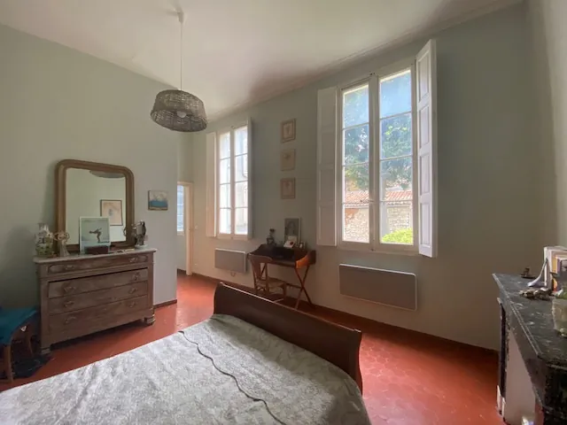 Appartement T3 de charme à Nîmes, proximité Maison Carrée