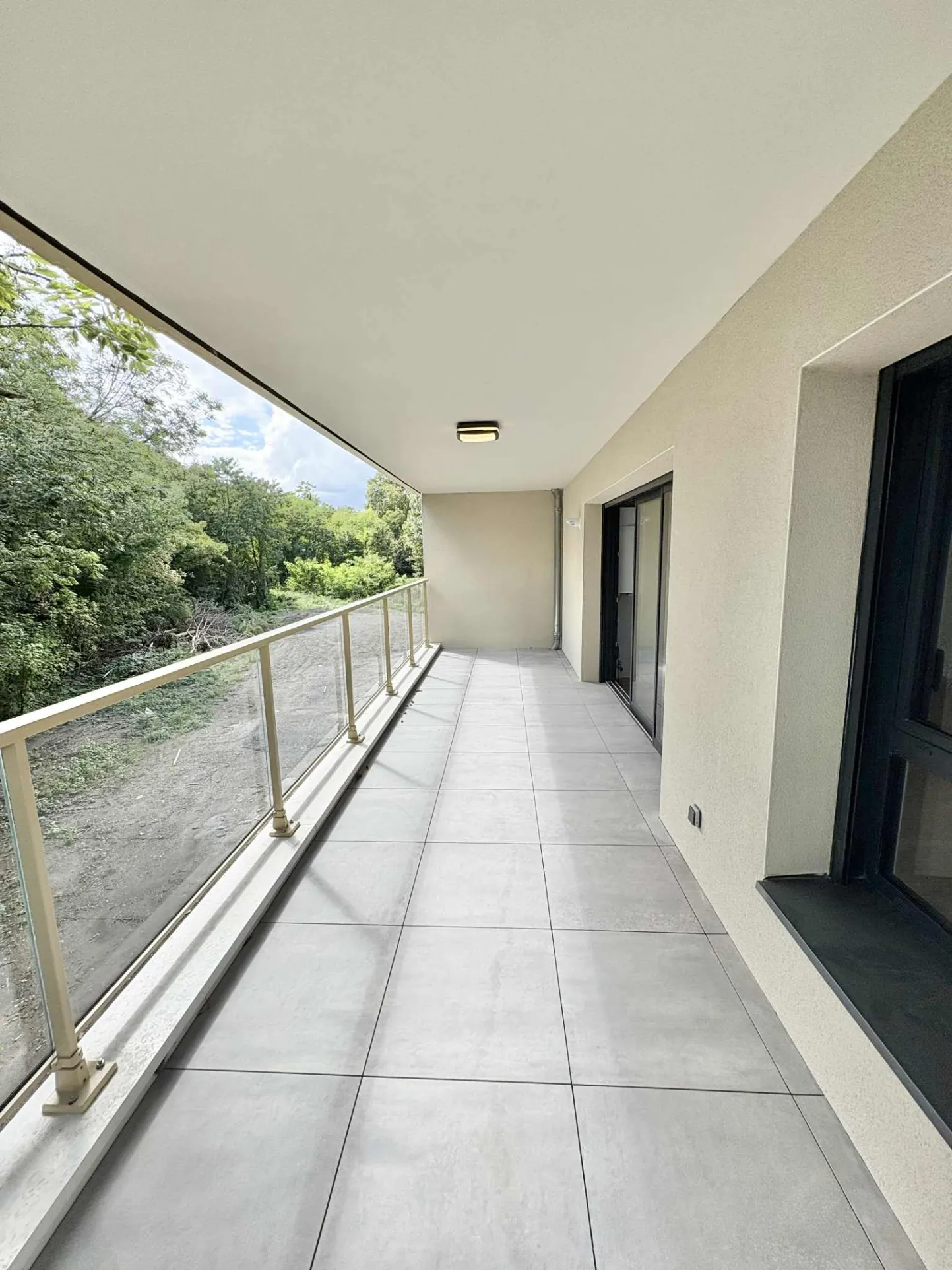 Appartement T3 neuf avec terrasse à Riom - Résidence 2025 avec ascenseur