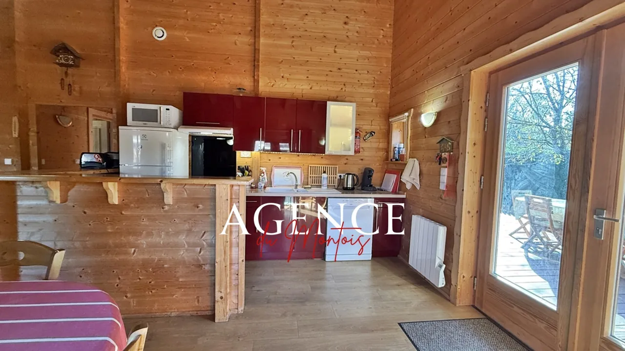 Charmant chalet en bois massif à Bray-sur-Seine avec jardin clos et terrasse 