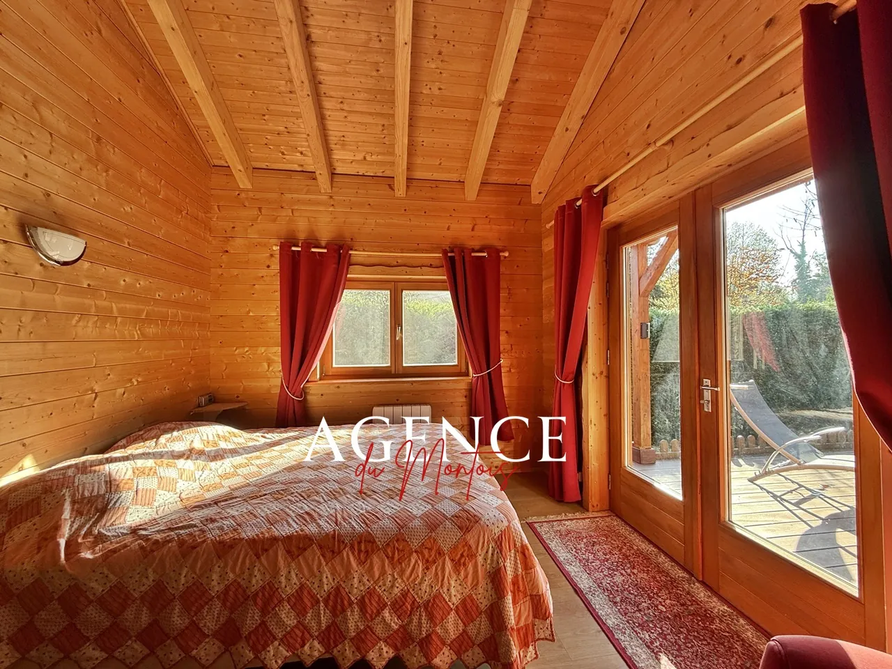 Charmant chalet en bois massif à Bray-sur-Seine avec jardin clos et terrasse 