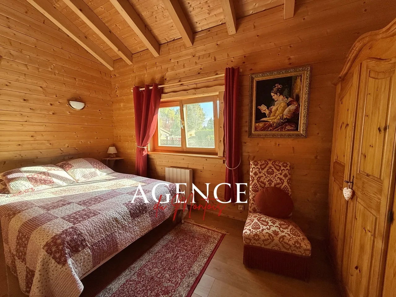 Charmant chalet en bois massif à Bray-sur-Seine avec jardin clos et terrasse 