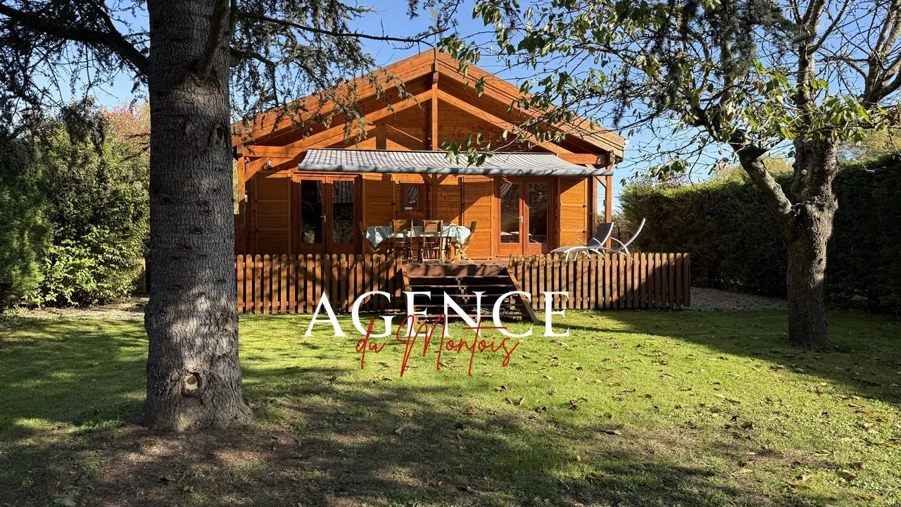 Charmant chalet en bois massif à Bray-sur-Seine avec jardin clos et terrasse 