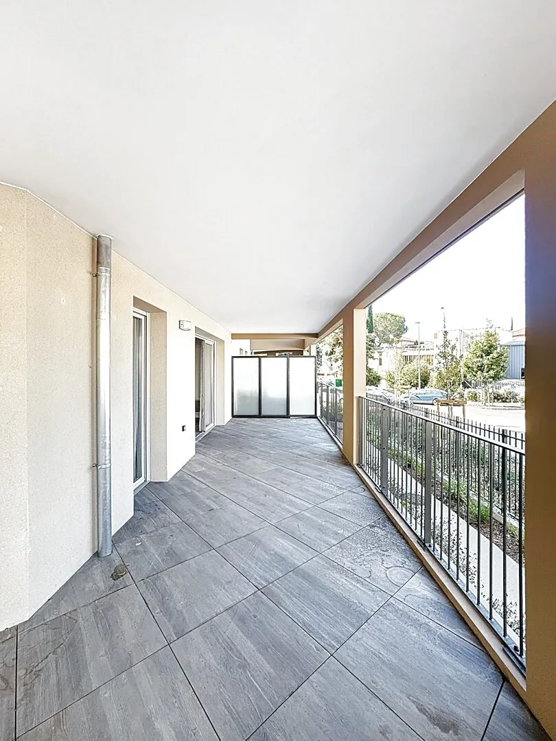 Appartement T3 avec terrasse à Trets - Opportunité d'investissement dans une résidence récente 