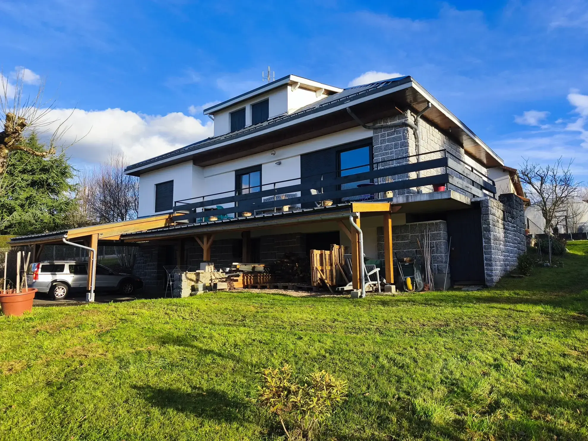 Villa F5 de 161m² avec terrain et garage à Chabreloche