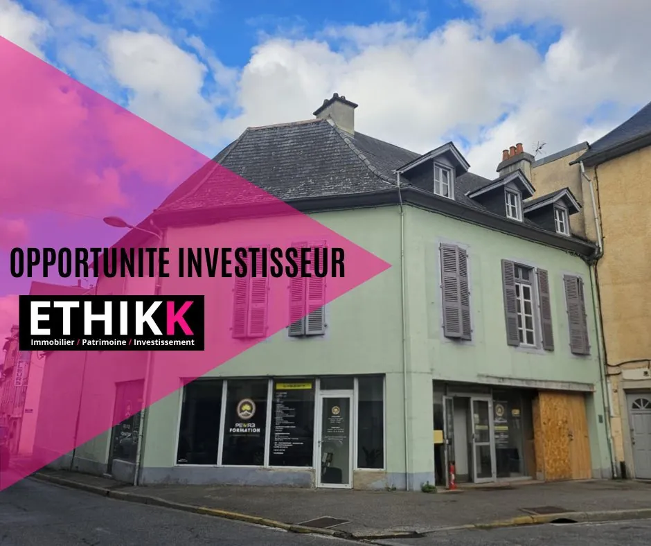 Immeuble à vendre au centre de Bagnères-de-Bigorre, potentiel locatif et rénovation complète 