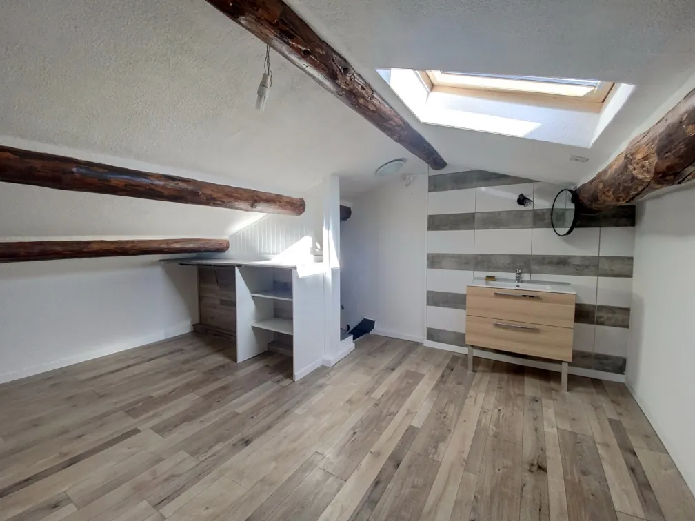 Maison entièrement rénovée à vendre à Avignon, secteur Rotondes – 88 m² 