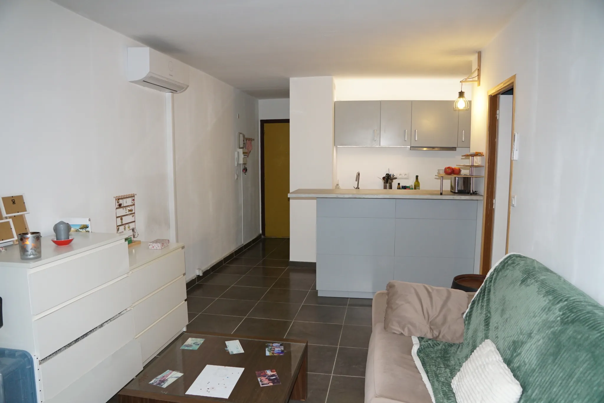 Appartement F2 rénové avec balcon et parking à Cavalaire-sur-Mer