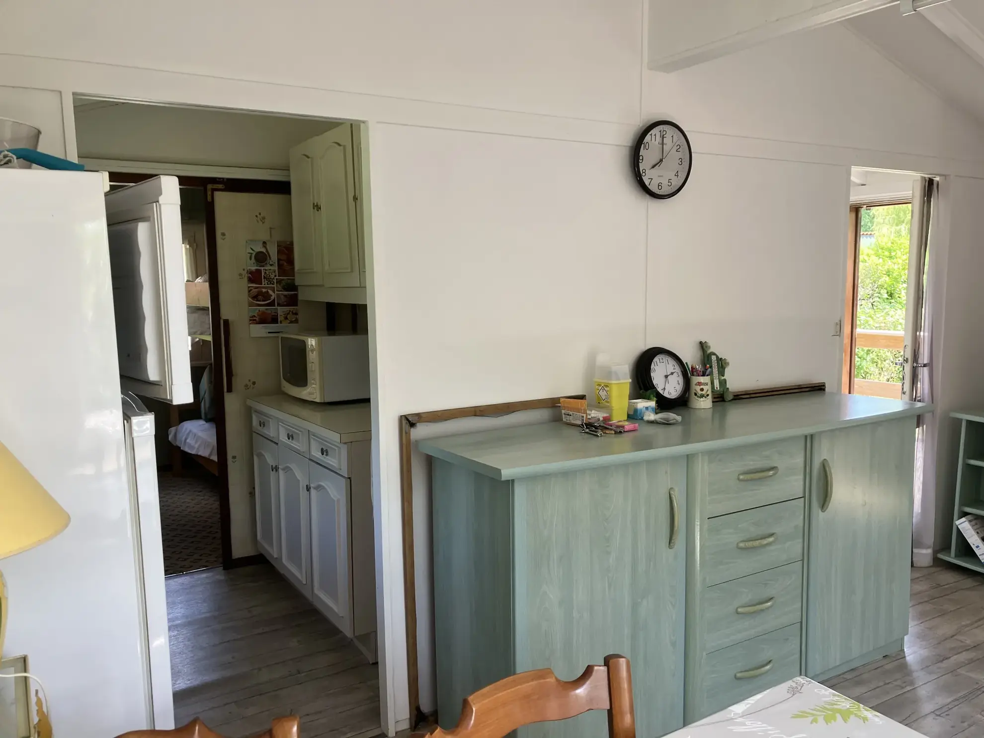 Bungalow en bois à Le Mazeau - Vue rivière, meublé, proche nature, prix attractif 