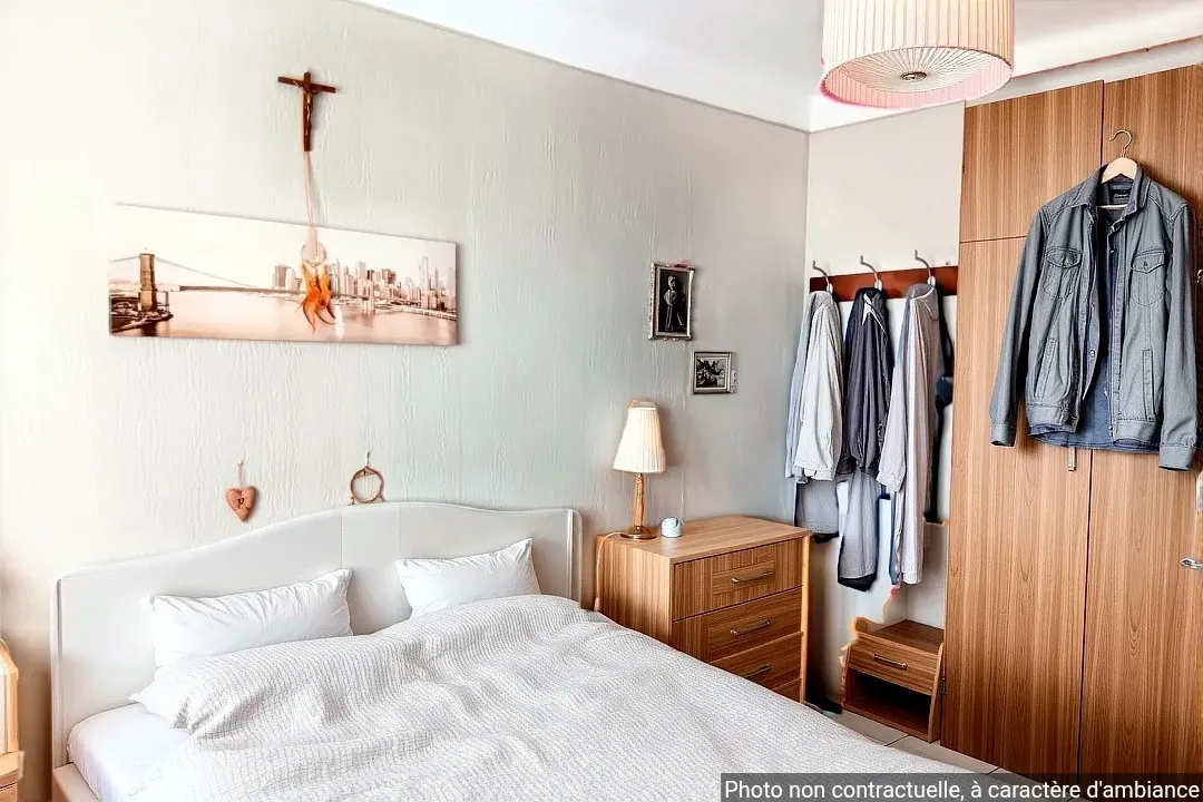 Appartement T4 avec vue dégagée, balcon et parking à Toulon - La Palasse 