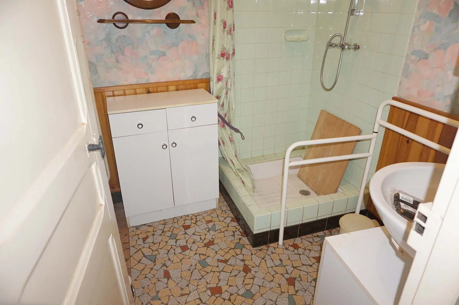 Maison de ville à vendre à Luzy (58) - 67 m² avec 2 chambres, garage 