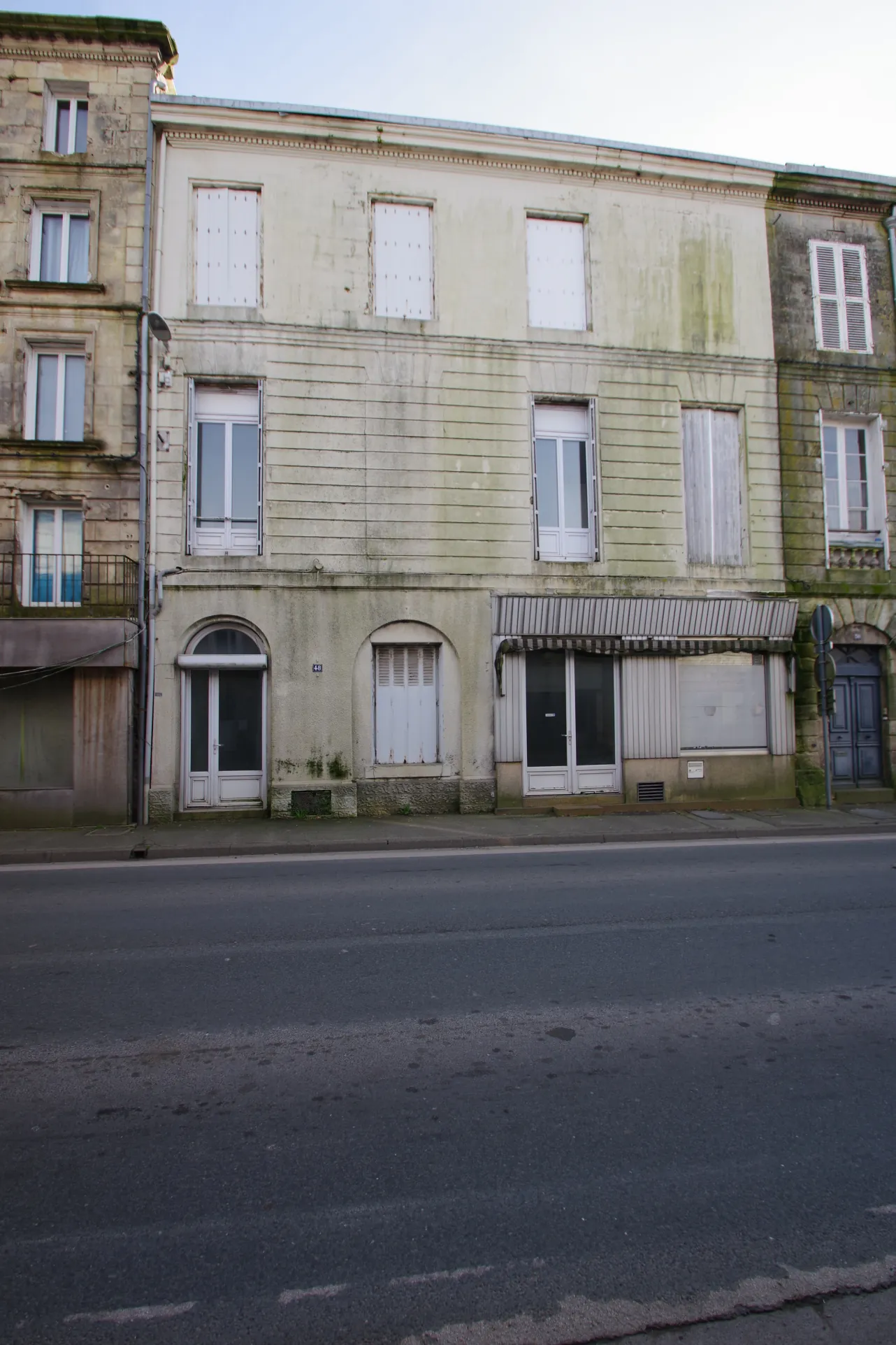 Maison à rénover en centre-ville à Marans, 17230 - Gros travaux à prévoir