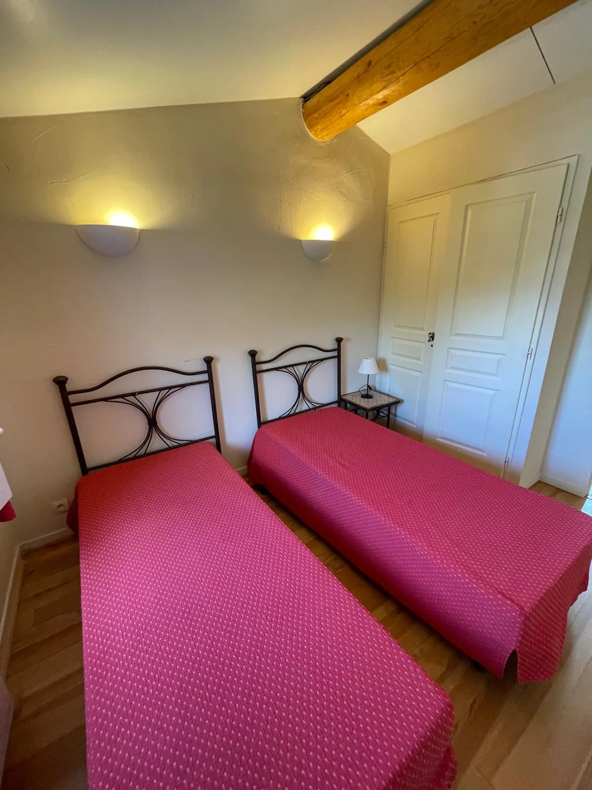 Maison F3 à Sauve avec terrasse et piscine, idéale location saisonnière 