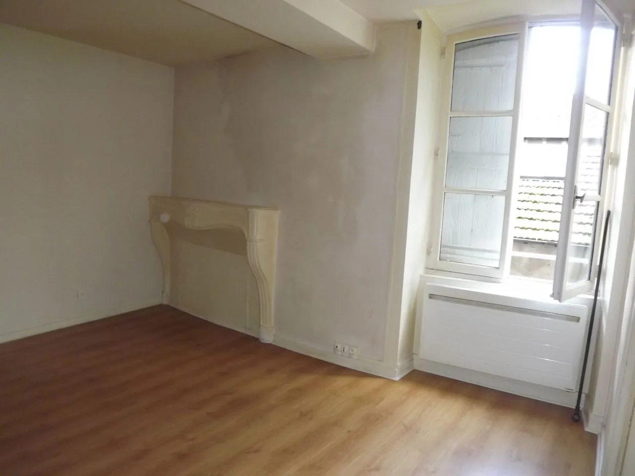 Immeuble de rapport à vendre à Marcigny, 480 m² habitables, proche commerces 