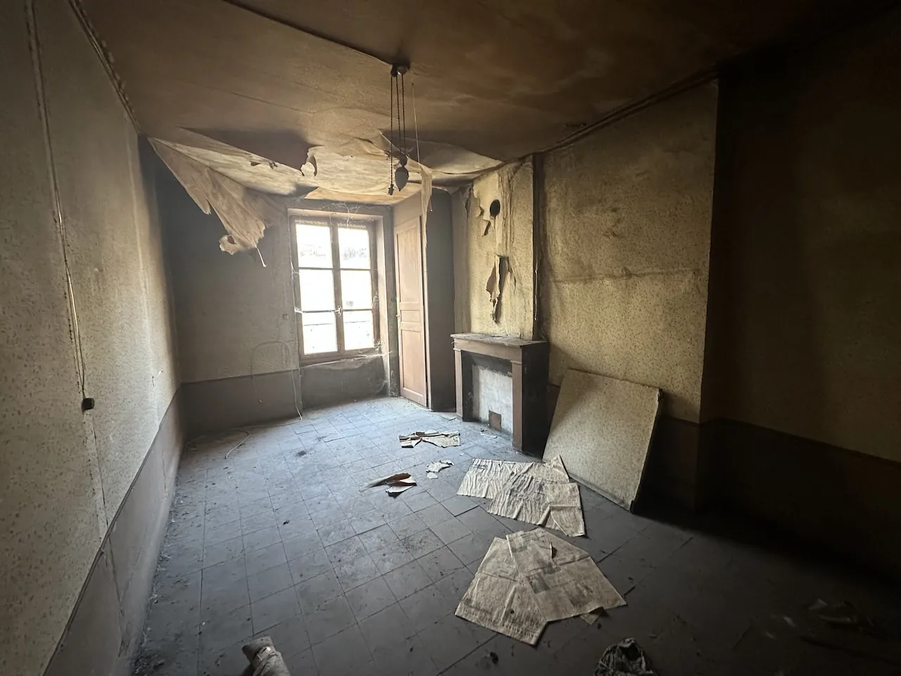 Immeuble de rapport à vendre à Marcigny, 480 m² habitables, proche commerces 