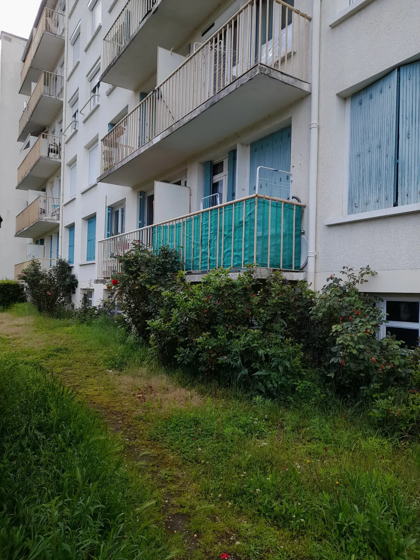Appartement 2 chambres avec balcon à Vierzon, proche gare et commerces 