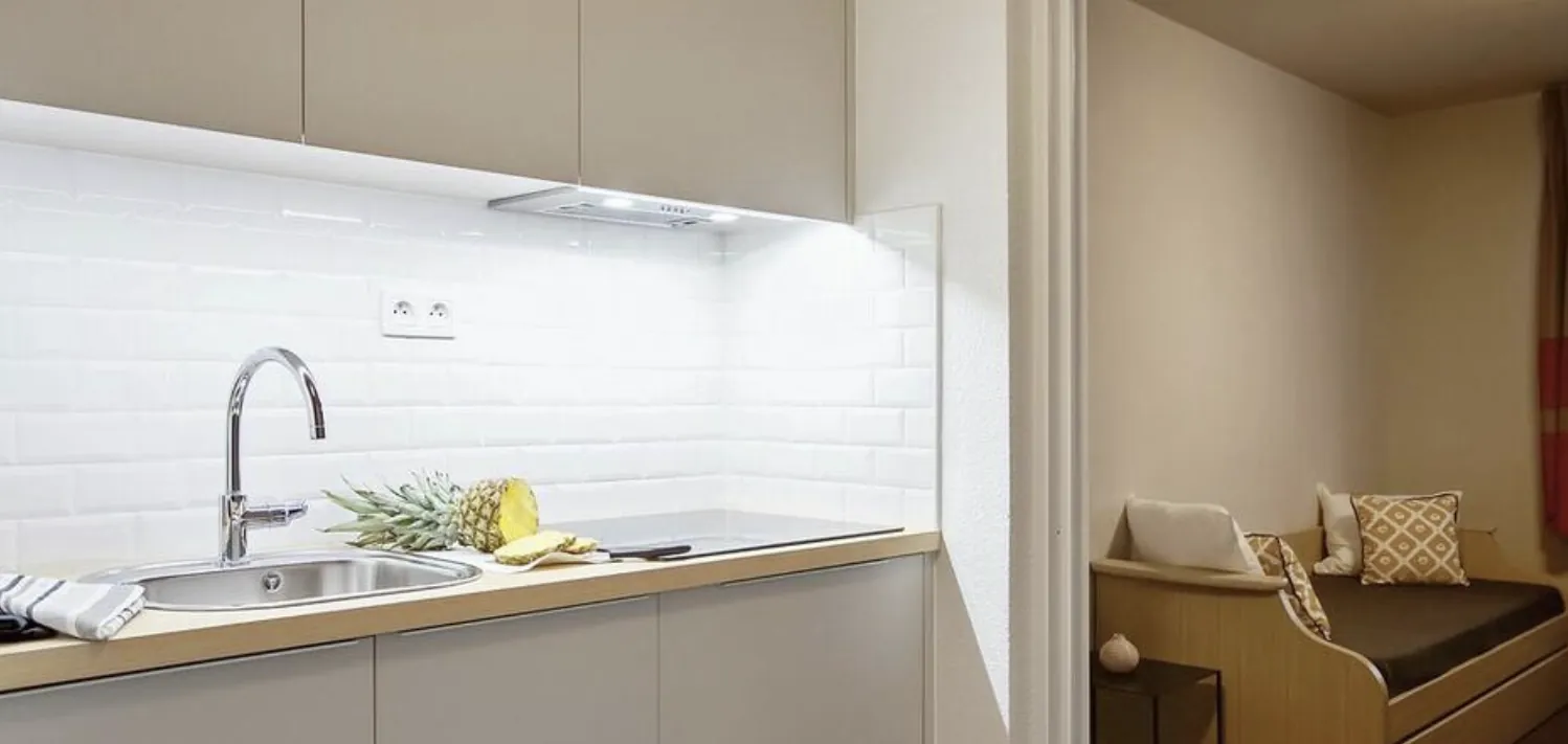 Investissement LMNP à Lille-La Madeleine - Studio meublé avec parking et rendement attractif 