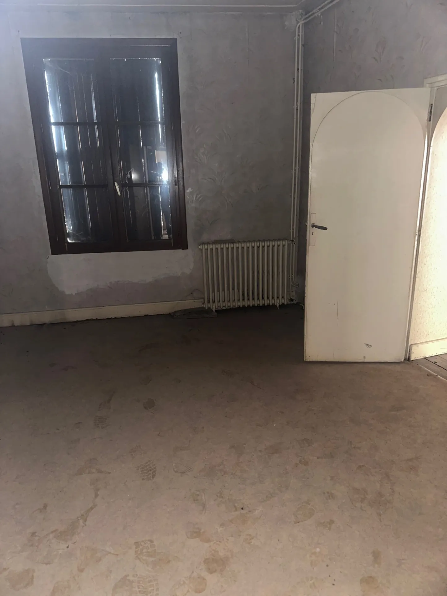 Immeuble en centre-ville de Châtellerault avec fort potentiel locatif et aides à la rénovation