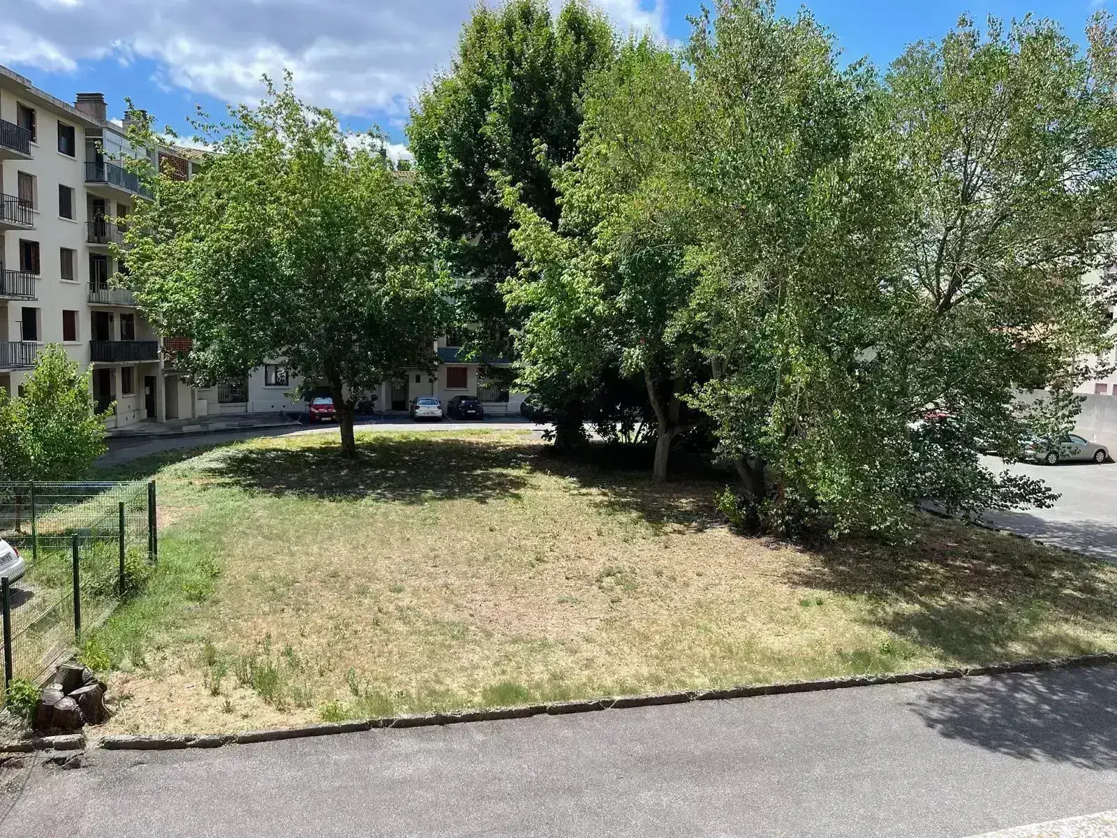 Appartement de 78 m² avec balcon, terrasse et parking à Carcassonne