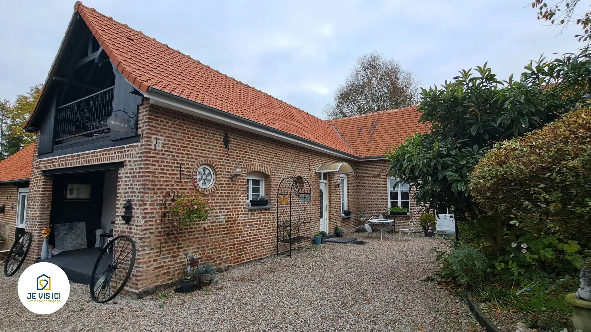 Corps de ferme rénové avec potentiel d'aménagement à Boubers-sur-Canche