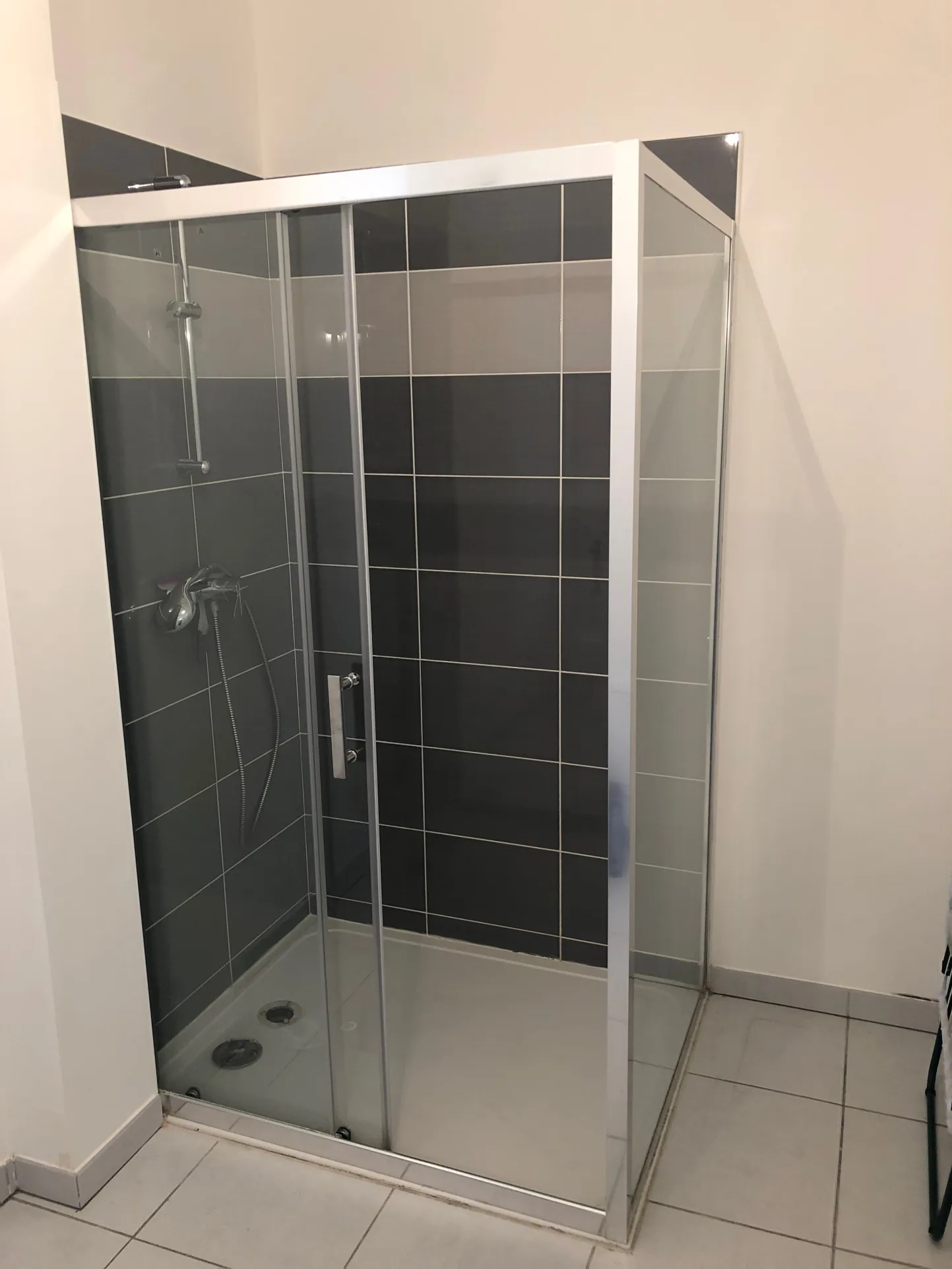 Appartement T2 meublé avec parking à La Loubière, Toulon - Résidence récente 2017 