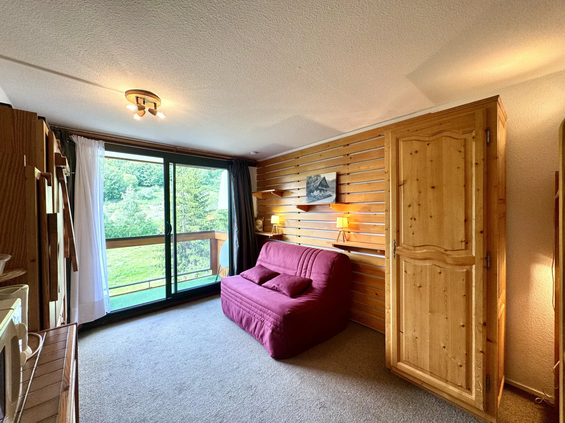 Studio au Corbier avec vue sur pistes, exposition sud, proche domaine des Sybelles 