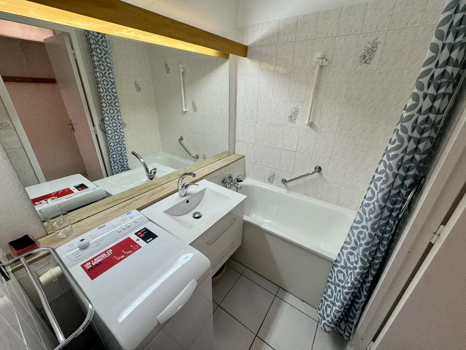 Studio au Corbier avec vue sur pistes, exposition sud, proche domaine des Sybelles 