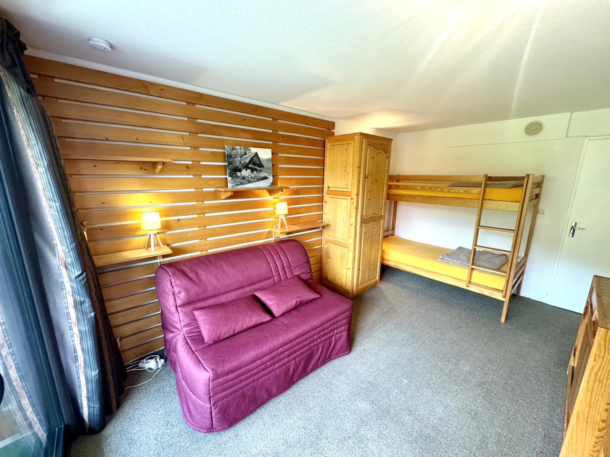 Studio au Corbier avec vue sur pistes, exposition sud, proche domaine des Sybelles 